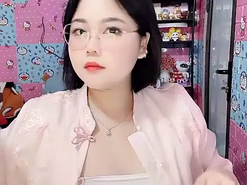 Snapshot of Nhanlu009 chatting on 07/16/26, 12:55 Nhanlu009 online show from 07/16/26, 12:55