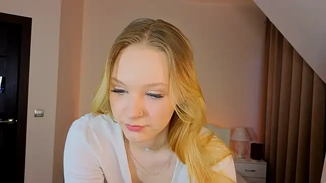 StaceyyJones online show from 04/23/26, 12:40