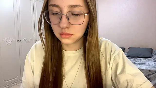 Vickyfaith online show from 04/27/26, 08:29