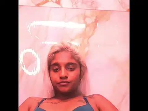 Snapshot of kimmyG26 chatting on 03/19/26, 12:53 kimmyG26 online show from 03/19/26, 12:53