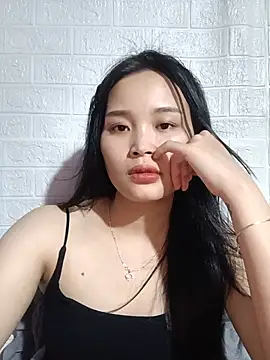 Snapshot of Akile80 chatting on 05/16/26, 03:33 Akile80 online show from 05/16/26, 03:33