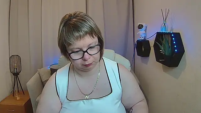 Snapshot of BonnnyBoobsy chatting on 05/12/26, 12:02 BonnnyBoobsy online show from 05/12/26, 12:02