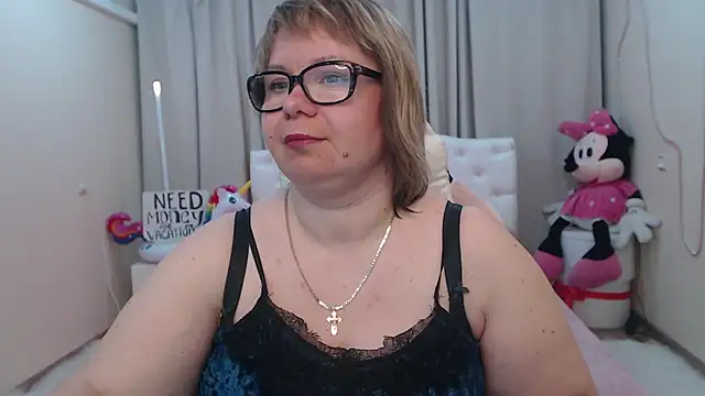 Snapshot of BonnnyBoobsy chatting on 05/25/26, 06:36 BonnnyBoobsy online show from 05/25/26, 06:36