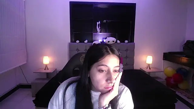 Melannyy V online show from 07/12/26, 11:45