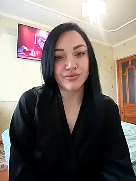 Elsie-Nora online show from 04/21/26, 05:47