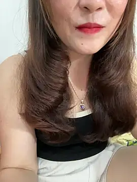 Snapshot of -Habin- chatting on 04/19/26, 12:37 -Habin- online show from 04/19/26, 12:37