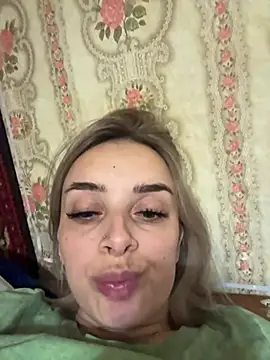 Katrina2809 online show from 03/18/26, 06:00