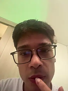 ronald maximo19 online show from 03/20/26, 03:50