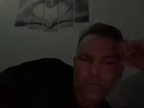 Snapshot of bartomiejwaw chatting on 03/18/26, 07:06 bartomiejwaw online show from 03/18/26, 07:06