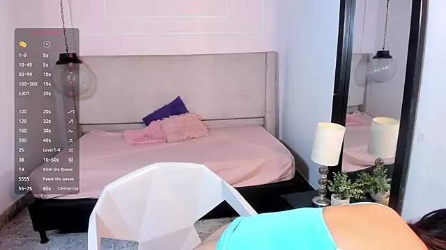 MilaHeat1 online show from 06/30/26, 07:48