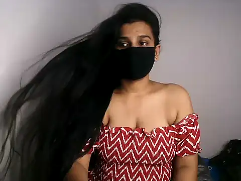 Ishika baby  online show from 05/15/26, 08:38