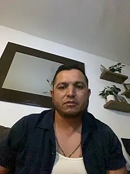 HOTB0Y18 online show from 04/23/26, 07:30