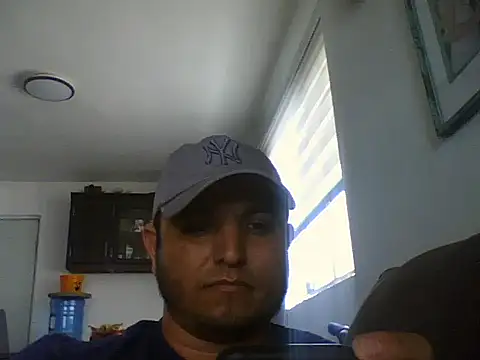 HOTB0Y18 online show from 04/24/26, 06:21