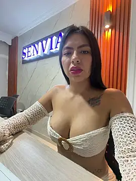 Noa rousse01 online show from 05/14/26, 04:08