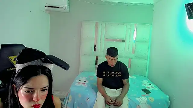 Nina and coby  online show from 05/14/26, 09:32