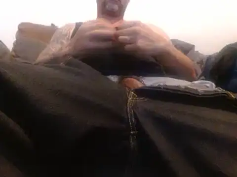 Snapshot of MrDontRush chatting on 06/04/26, 01:00 MrDontRush online show from 06/04/26, 01:00