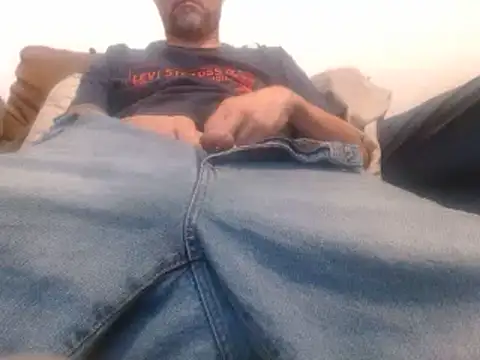 Snapshot of MrDontRush chatting on 06/06/26, 01:21 MrDontRush online show from 06/06/26, 01:21