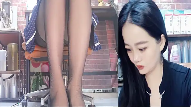 Latte-01 online show from 06/06/26, 02:38
