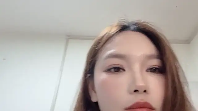 leilei998 online show from 04/08/26, 12:38
