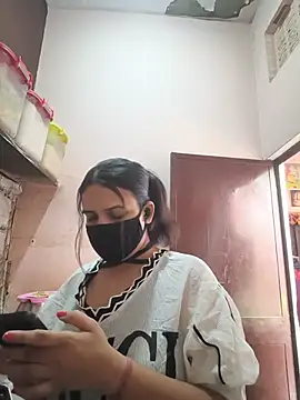 REENA-STRIP online show from 05/28/26, 09:17