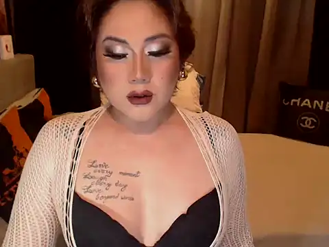 YourMistressAggy online show from 04/17/26, 07:28