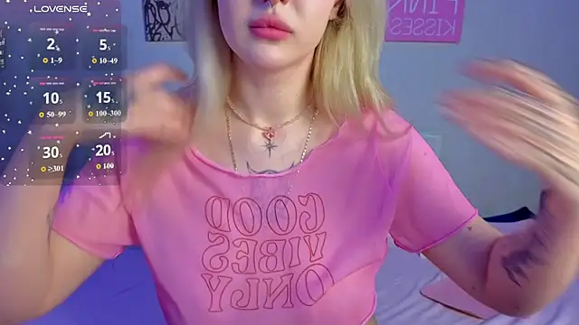 BlondieSummer online show from 06/06/26, 06:12