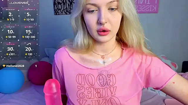 BlondieSummer online show from 06/12/26, 06:18