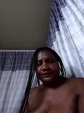 Snapshot of LaReina199991 chatting on 03/20/26, 11:20 LaReina199991 online show from 03/20/26, 11:20