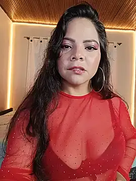 Snapshot of ROUSSE_SINCLAIR chatting on 08/06/26, 10:44 ROUSSE SINCLAIR online show from 08/06/26, 10:44