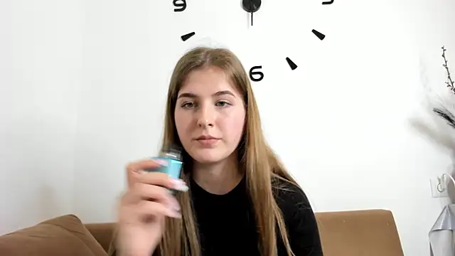 OhMyAlice online show from 03/28/26, 09:14