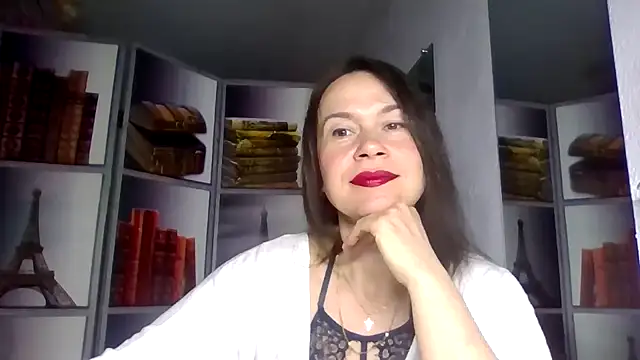 Selena Moo online show from 03/26/26, 05:35