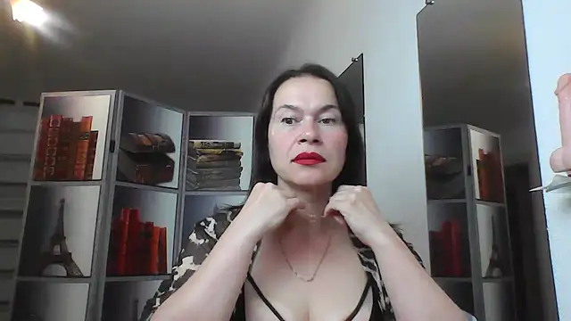 Snapshot of Selena_Moo chatting on 07/23/26, 09:29 Selena Moo online show from 07/23/26, 09:29