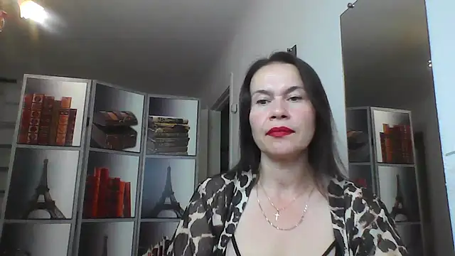 Snapshot of Selena_Moo chatting on 07/25/26, 08:12 Selena Moo online show from 07/25/26, 08:12