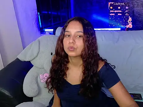 Shadai Ross online show from 05/26/26, 06:09