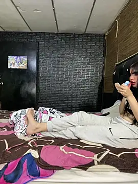 Snapshot of LATINSEXBOM chatting on 03/20/26, 04:28 LATINSEXBOM online show from 03/20/26, 04:28