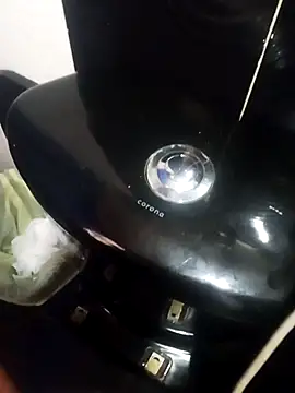 FortunateTart68 online show from 04/22/26, 05:03