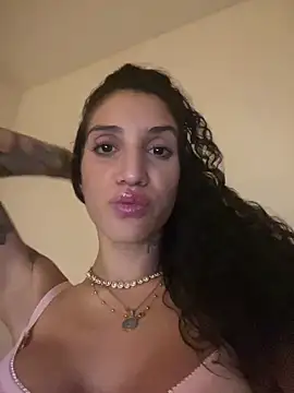 Yailin-Arg online show from 03/21/26, 04:06