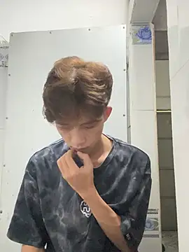 Nguyencuong1999 online show from 05/07/26, 02:39