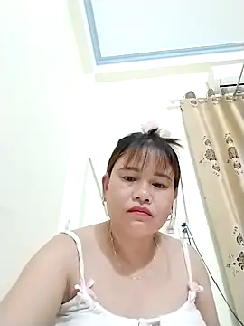 Moubie1 online show from 04/28/26, 04:01