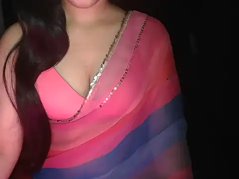 Snapshot of urvashi_rai chatting on 06/25/26, 05:50 urvashi rai online show from 06/25/26, 05:50