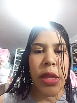 Snapshot of venuslaferte_ chatting on 04/03/26, 09:24 venuslaferte online show from 04/03/26, 09:24