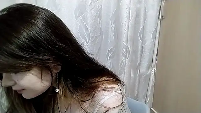 Snapshot of Eva_Ange chatting on 03/27/26, 04:29 Eva Ange online show from 03/27/26, 04:29
