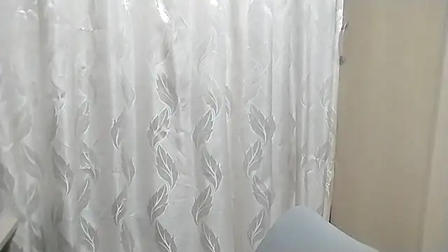 Snapshot of Eva_Ange chatting on 04/10/26, 04:44 Eva Ange online show from 04/10/26, 04:44