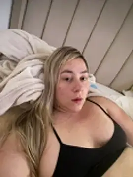 Abby 2004 online show from 03/20/26, 05:07