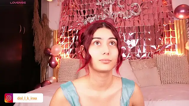 Snapshot of Doll_kira_ chatting on 06/09/26, 02:39 Doll kira online show from 06/09/26, 02:39
