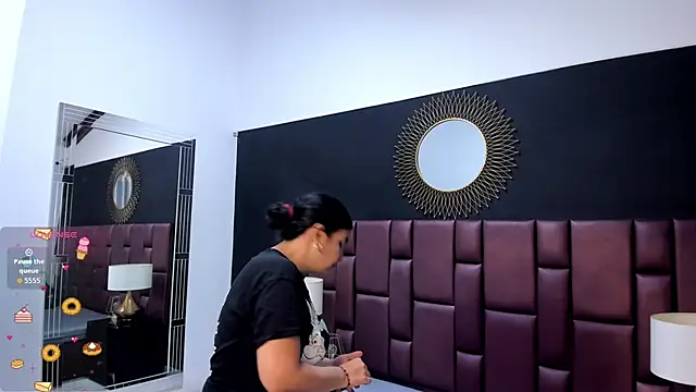 DianaSheren online show from 06/07/26, 10:52