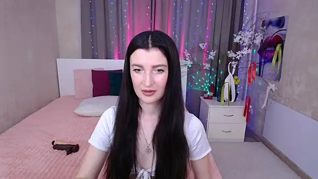 Snapshot of EvelinCuper_ chatting on 06/21/26, 05:21 EvelinCuper online show from 06/21/26, 05:21