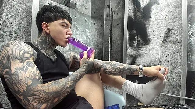 Gury tattoo online show from 05/27/26, 07:11