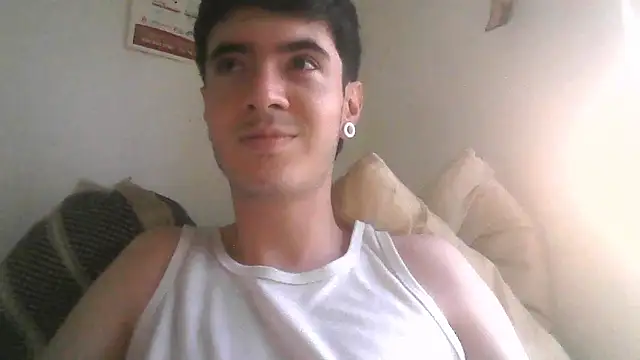 Snapshot of lio____ chatting on 05/26/26, 10:50 lio online show from 05/26/26, 10:50
