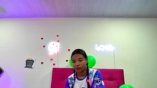 Ellie Cute7 online show from 03/23/26, 07:18